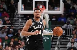 开云体育中国-猛龙客场绝杀雄鹿，伦纳德单场分贡献的简单介绍