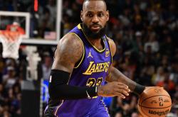 开云APP-湖人险胜太阳晋级东部