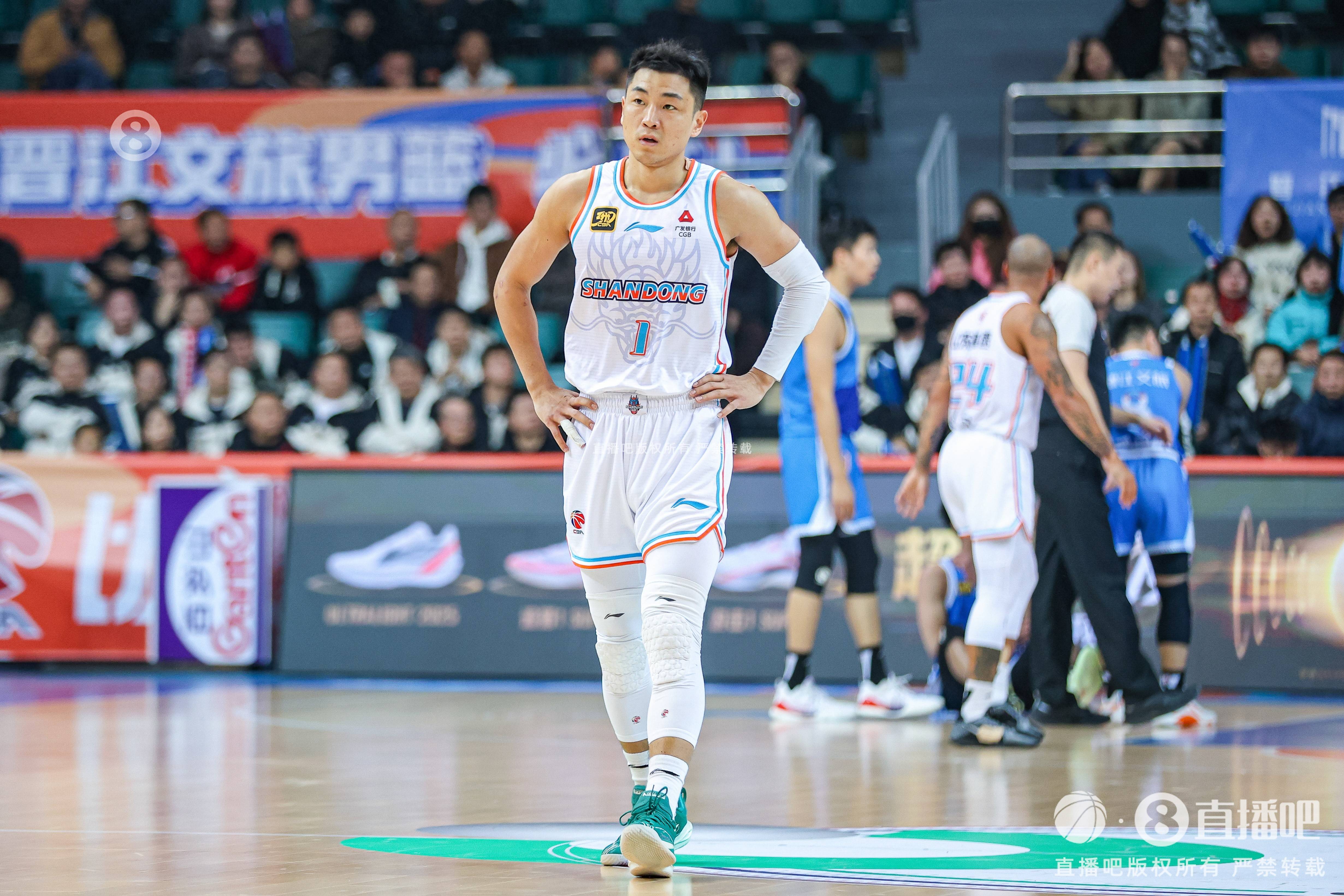 山东男篮全队发威，豪取六连胜