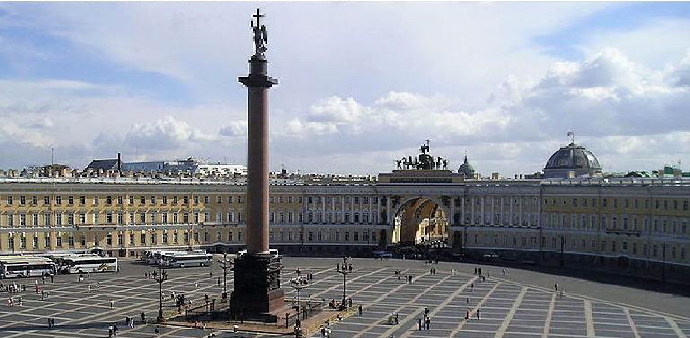 包含圣彼得堡脱颖而出，将迎战暴雨巨人的词条