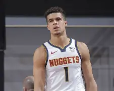 包含雷恩前锋犹如利箭，追功反超领先的词条